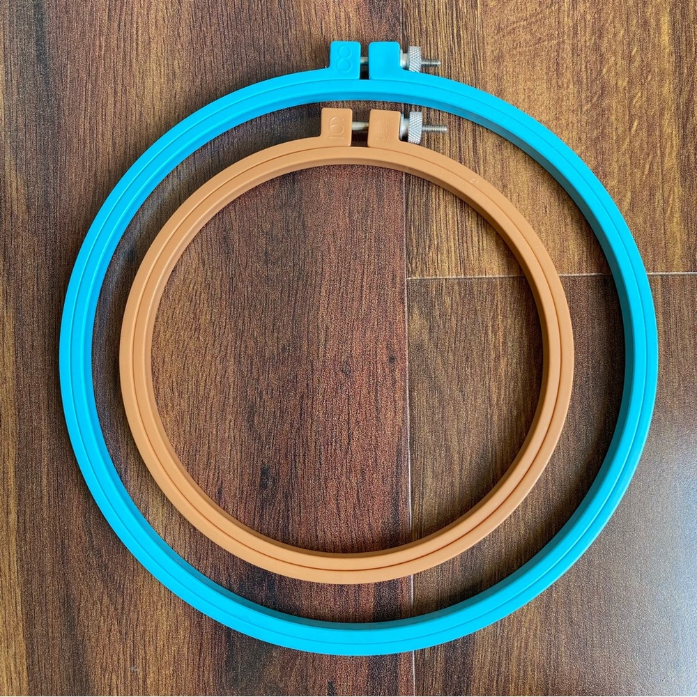 4/$20 2 Vintage Plastic USA Made Embroidery Hoops 6” & 8”